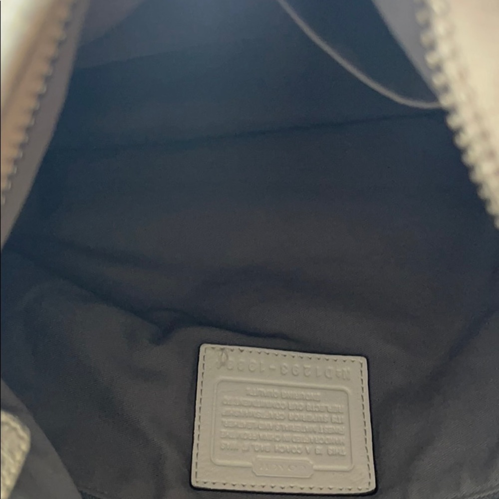 Coach bag. - Picture 3 of 6